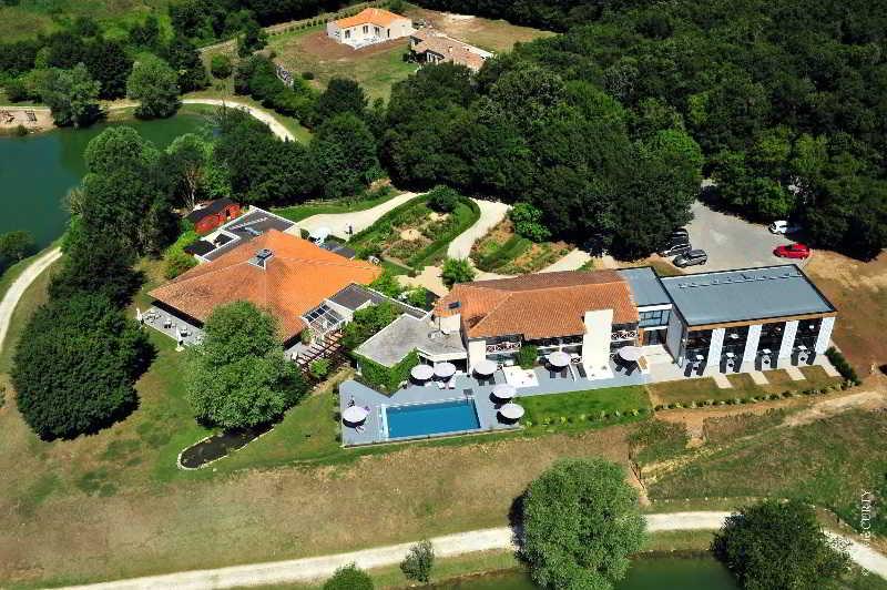 Les Jardins Du Lac Trizay Luaran gambar