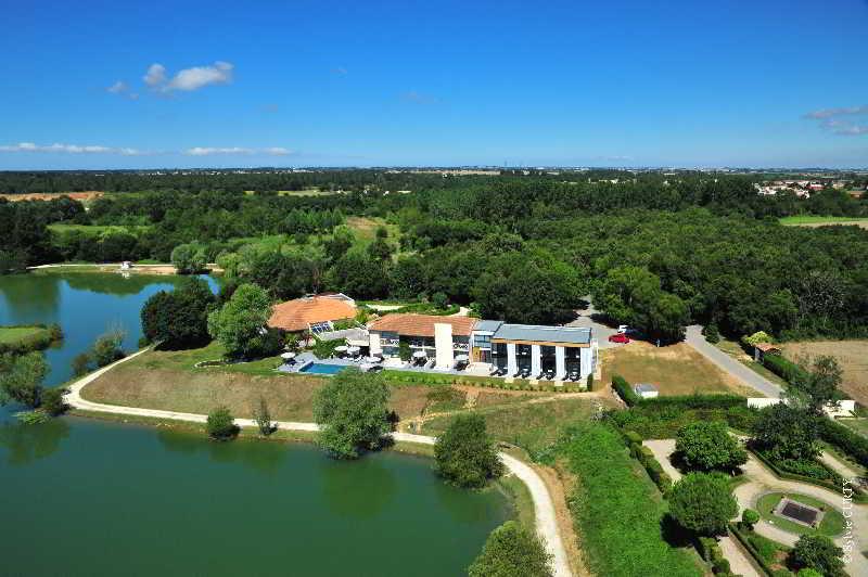 Les Jardins Du Lac Trizay Luaran gambar